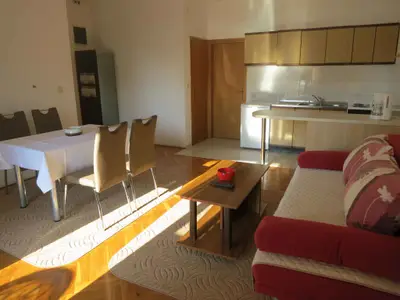 Ferienwohnung für 2 Personen (45 m²) in Malinska 8/10