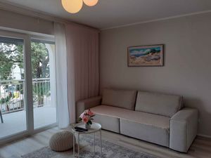 23772305-Ferienwohnung-4-Malinska-300x225-3