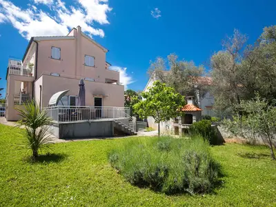 Ferienwohnung für 4 Personen (40 m²) in Malinska 1/10