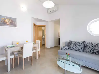 Ferienwohnung für 4 Personen (35 m²) in Malinska 8/10
