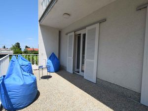 23777131-Ferienwohnung-4-Malinska-300x225-5