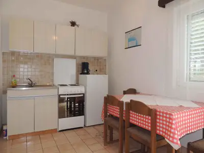 Ferienwohnung für 4 Personen (30 m²) in Malinska 8/10