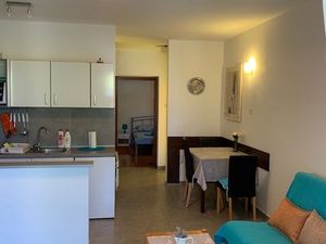 23140819-Ferienwohnung-2-Malinska-300x225-2