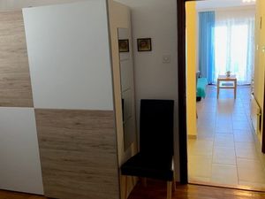 23140819-Ferienwohnung-2-Malinska-300x225-5