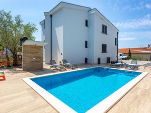 Ferienwohnung für 5 Personen (70 m²) in Malinska