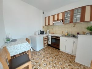 23370027-Ferienwohnung-4-Malinska-300x225-3