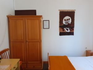 23372553-Ferienwohnung-2-Malinska-300x225-4