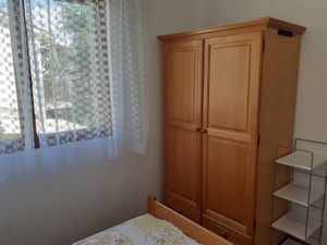 23372871-Ferienwohnung-4-Malinska-300x225-5