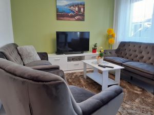 23377014-Ferienwohnung-5-Malinska-300x225-1