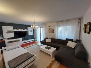 23984353-Ferienwohnung-2-Malinska-300x225-1