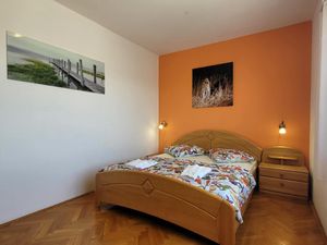 17930049-Ferienwohnung-6-Malinska-300x225-4