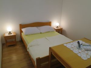 23934147-Ferienwohnung-5-Malinska-300x225-4