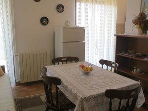 23934163-Ferienwohnung-4-Malinska-300x225-1