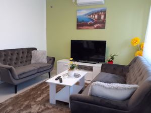 23934184-Ferienwohnung-5-Malinska-300x225-2