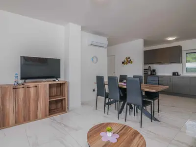 Ferienwohnung für 6 Personen (75 m²) in Malinska 9/10