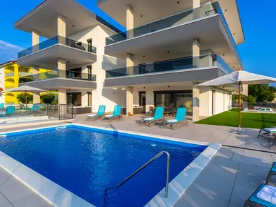 pool
