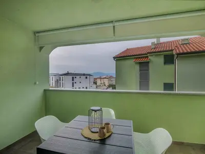 Ferienwohnung für 4 Personen (62 m²) in Malinska 1/10