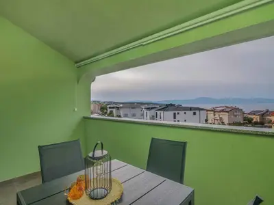 Ferienwohnung für 4 Personen (65 m²) in Malinska 1/10