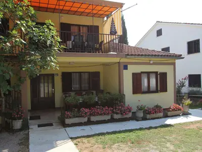 Ferienwohnung für 6 Personen (60 m²) in Malinska 1/10