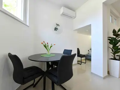 Ferienwohnung für 4 Personen (48 m²) in Malinska 2/10