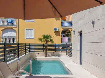 pool