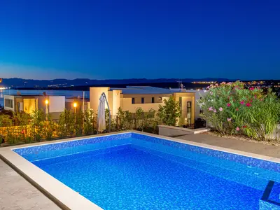 pool