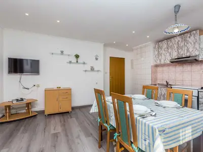 Ferienwohnung für 4 Personen (45 m²) in Malinska 7/10