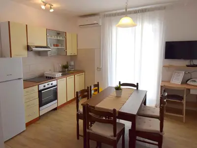 Ferienwohnung für 4 Personen (60 m²) in Malinska 8/10