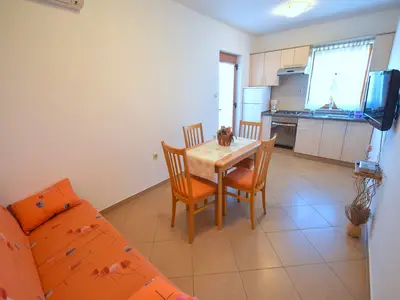 Ferienwohnung für 4 Personen (40 m²) in Malinska 9/10