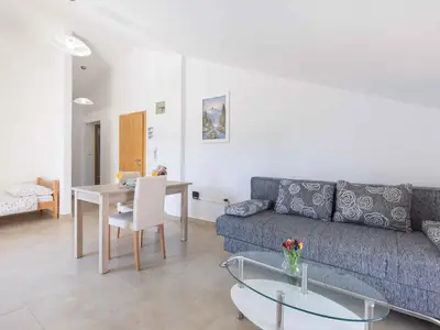 Ferienwohnung für 4 Personen (35 m²) in Malinska 9/10