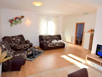 Ferienwohnung für 5 Personen (75 m²) in Malinska 9/10