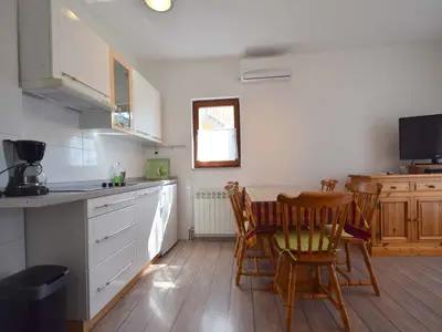 Ferienwohnung für 5 Personen (65 m²) in Malinska 8/10