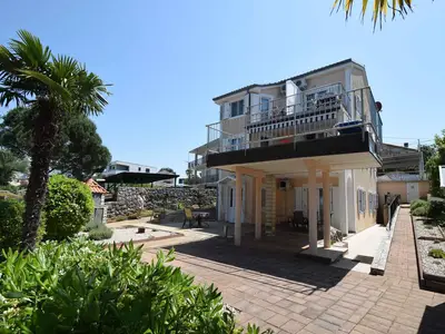 Ferienwohnung für 5 Personen (60 m²) in Malinska 1/10