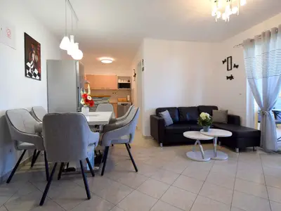 Ferienwohnung für 4 Personen (60 m²) in Malinska 8/10