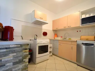 Ferienwohnung für 4 Personen (60 m²) in Malinska 9/10