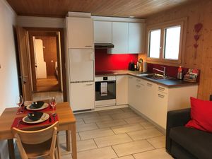 23517114-Ferienwohnung-4-Malix-300x225-3