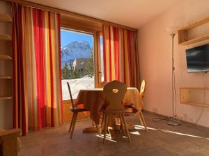 23939310-Ferienwohnung-2-Maloja-300x225-5