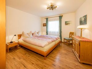 23682518-Ferienwohnung-2-Maloja-300x225-3