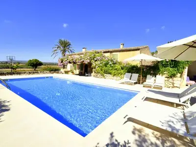 Ferienwohnung für 9 Personen (220 m²) in Manacor 1/10