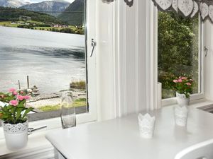 551097-Ferienwohnung-4-Måndalen-300x225-4