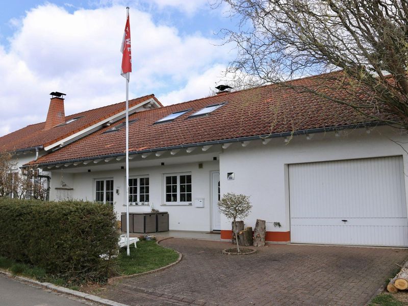 23328307-Ferienwohnung-6-Manderscheid-800x600-0