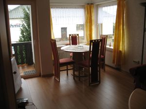 22421573-Ferienwohnung-4-Manderscheid-300x225-2