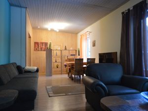 19361072-Ferienwohnung-4-Manderscheid-300x225-1