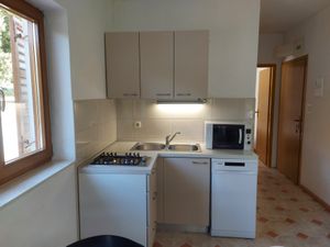 18322761-Ferienwohnung-2-Mandre-300x225-3