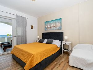 18321824-Ferienwohnung-6-Mandre-300x225-5