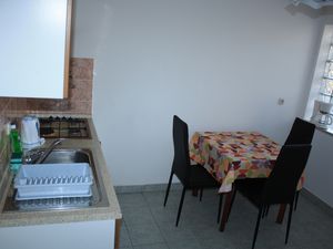 18922997-Ferienwohnung-2-Mandre-300x225-2