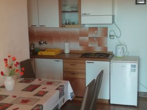 18924026-Ferienwohnung-4-Mandre-300x225-5