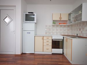 19059994-Ferienwohnung-4-Mandre-300x225-3