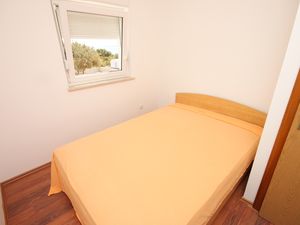 19059994-Ferienwohnung-4-Mandre-300x225-4