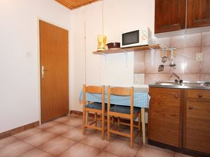 19129151-Ferienwohnung-4-Mandre-300x225-1